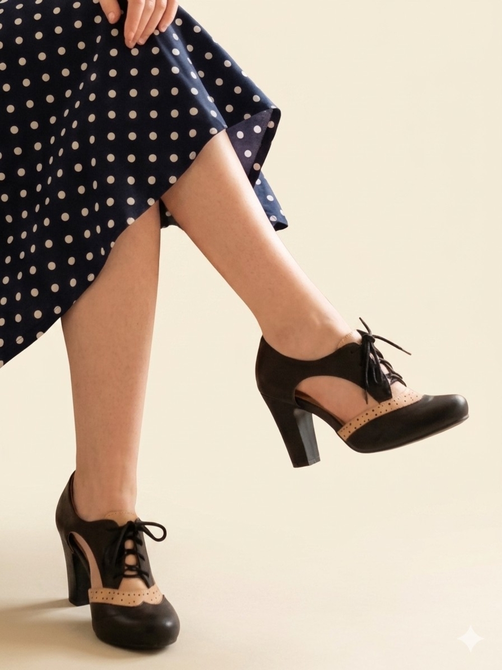 Miz Mooz Joyce Oxford 50's VTG Inspired Pin Up  Lace-Up Heels Black & Tan SZ 7.5